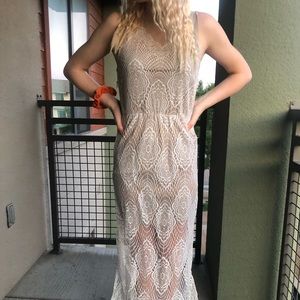 Super pretty formal dress!